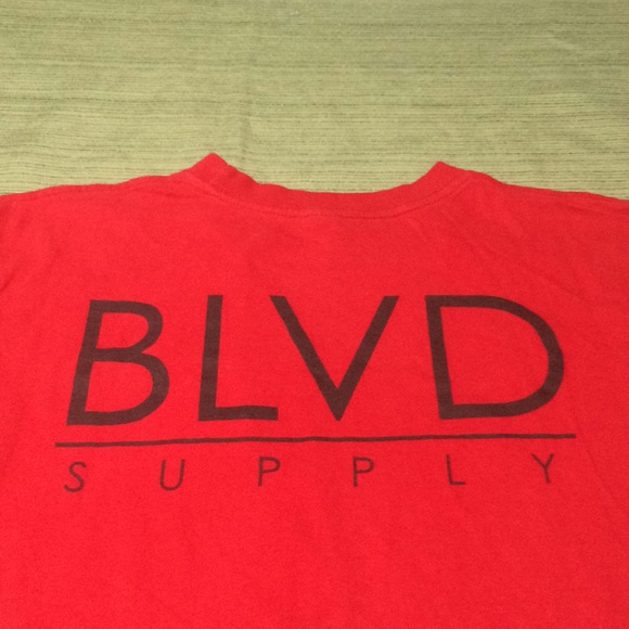 BLVD SUPPLY BEAUTIFUL TOP EXCELLENT CONDITION - Picture 5 of 6
